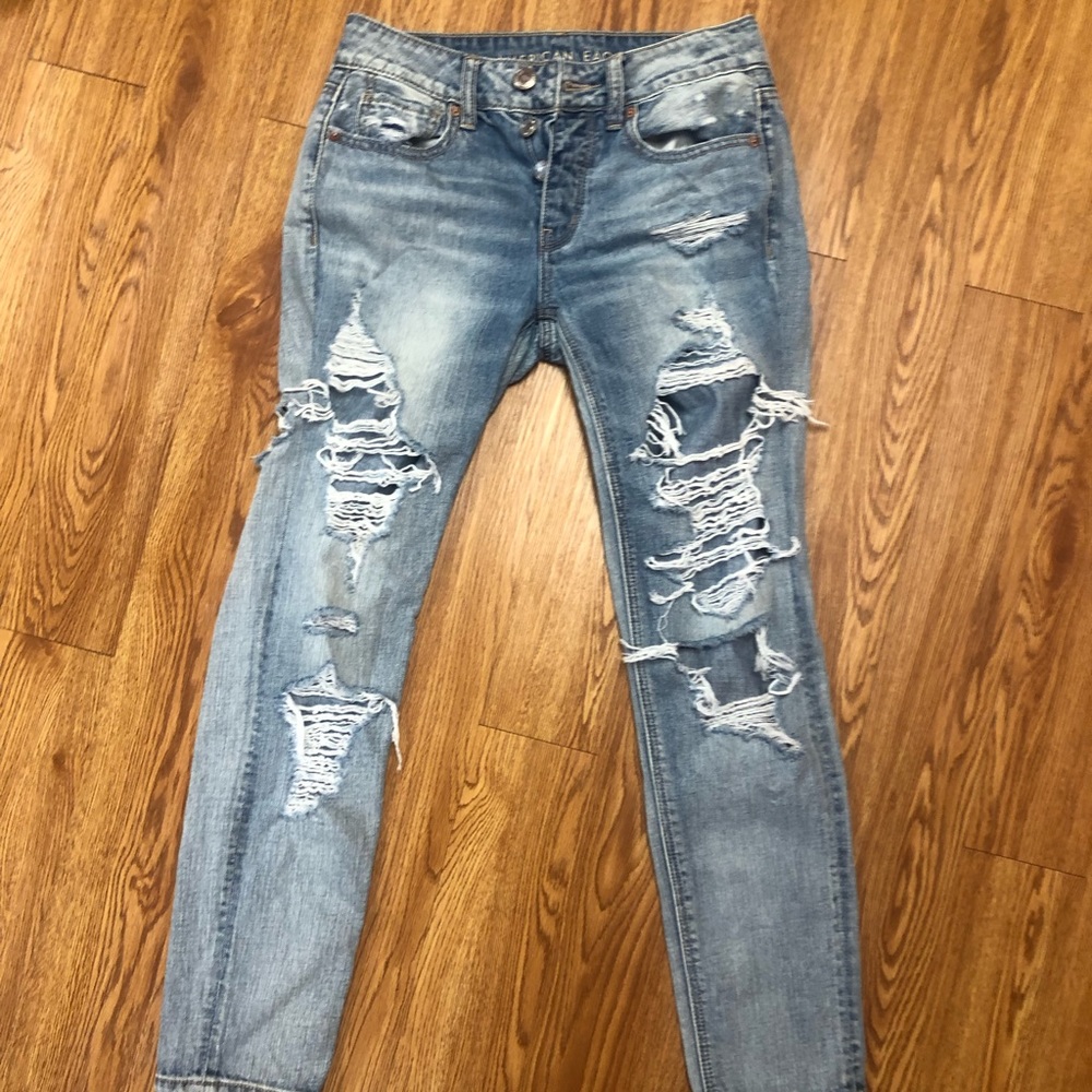 American Eagle tomgirl Jeans